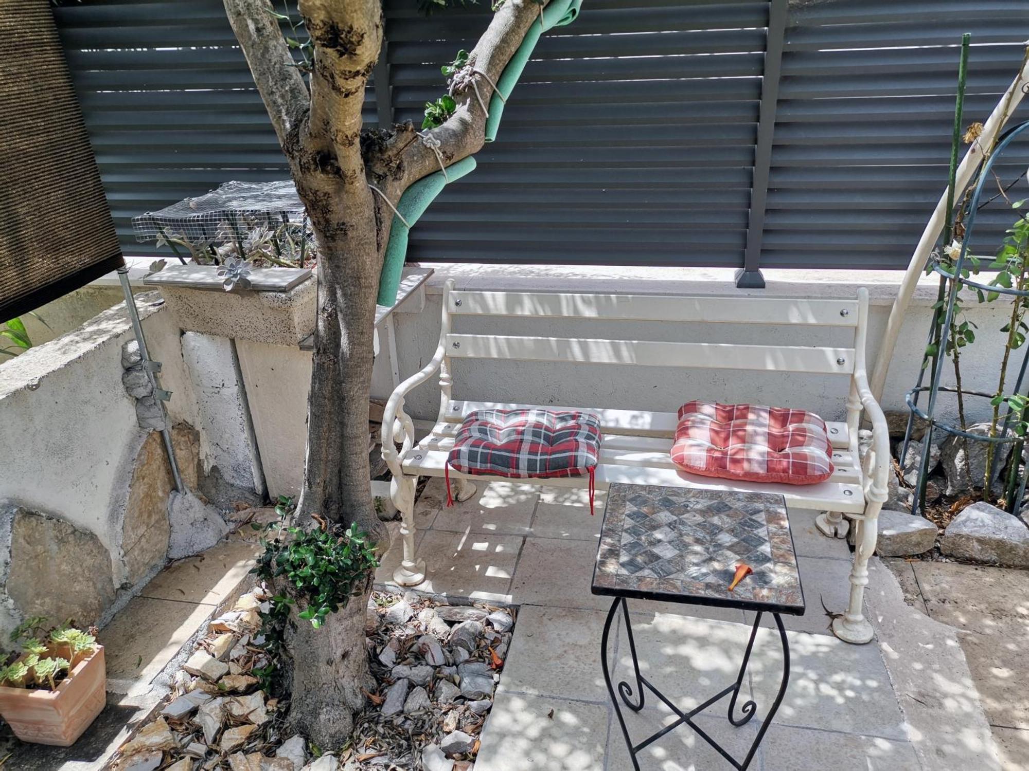 Apartment Alena With Terrace And Garden Center Jelsa Jelsa (Hvar) Exterior foto