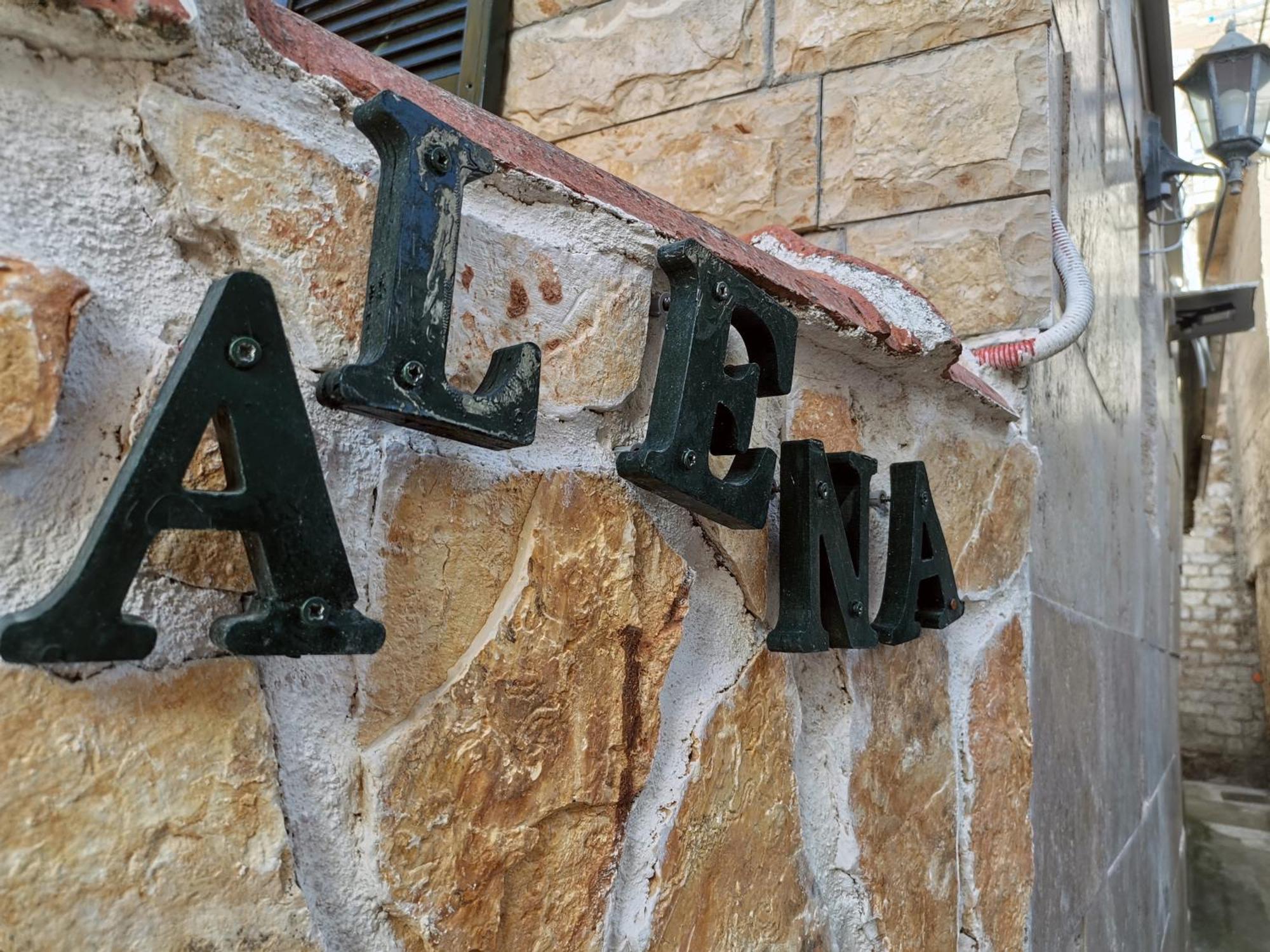Apartment Alena With Terrace And Garden Center Jelsa Jelsa (Hvar) Exterior foto